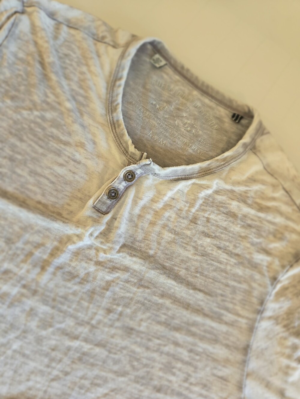Buffalo David Bitton Men's M Distressed Burnout Henley Shirt